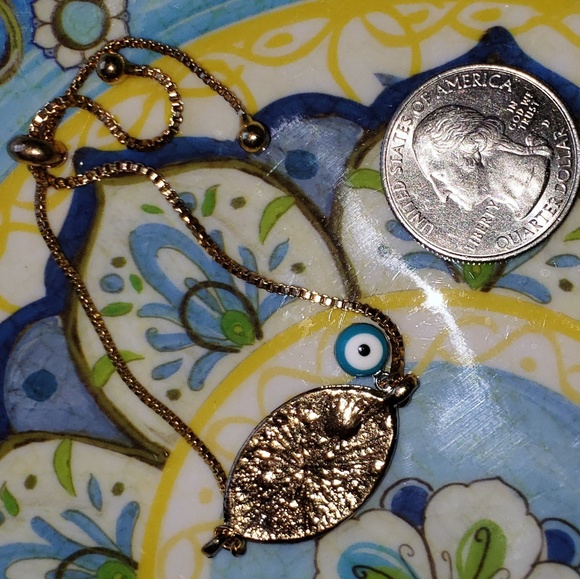 GIFTED- GORGEOUS "EVIL EYE" EASY ADJUST BRACELET - Picture 3 of 4